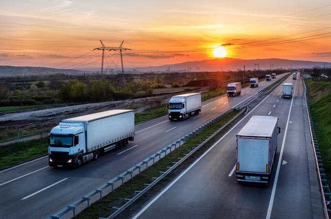 Waarom elektrisch rijden nu doorbreekt in de transportsector