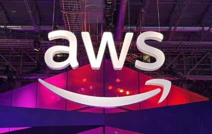 AWS bouwt eerste plat datacenternetwerk op schaal