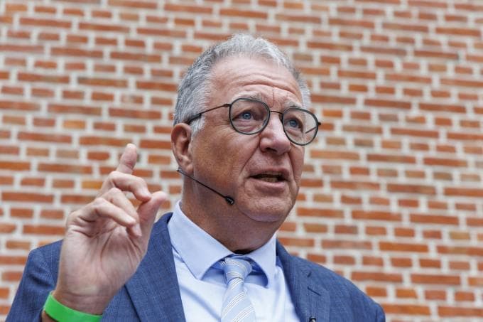 De balans: debat over langdurig zieken komt vijftien jaar te laat