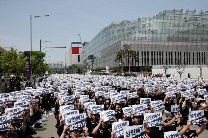 Staking tot nader order afgewend bij Samsung in Zuid-Korea